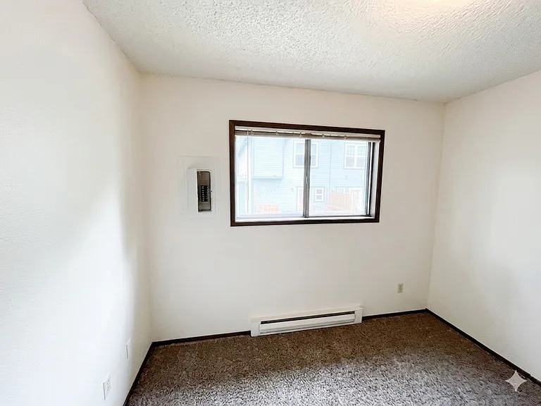 2620-2640 SE Morrison St — Photo 13