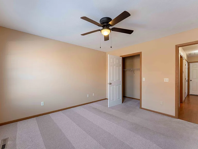 Oakwood Heights Townhomes — Photo 96