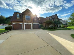 1201 Pine Lake Dr, Corinth, MS 38834