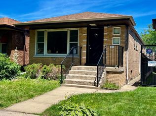 10927 S Mackinaw Ave, Chicago, IL