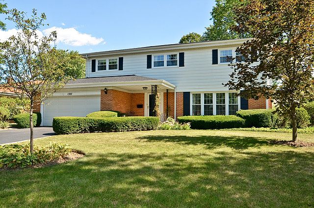 1st image of 1307 Hawthorne Ln