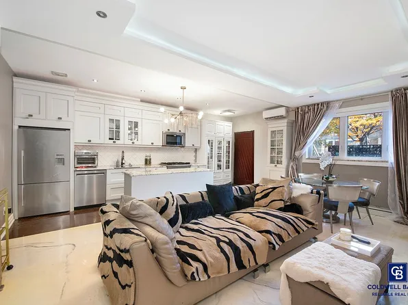 2530 E 17th St #1, Brooklyn, NY 11235