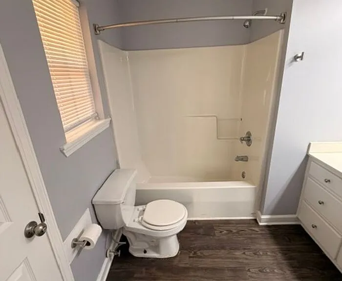 948 Wildwood Ln — Photo 1