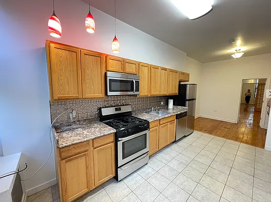 Rented by Corcoran | media 18