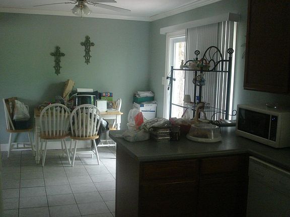 Kitchen look to dining area