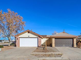 2030 Panda Dr SW, Los Lunas, NM 87031