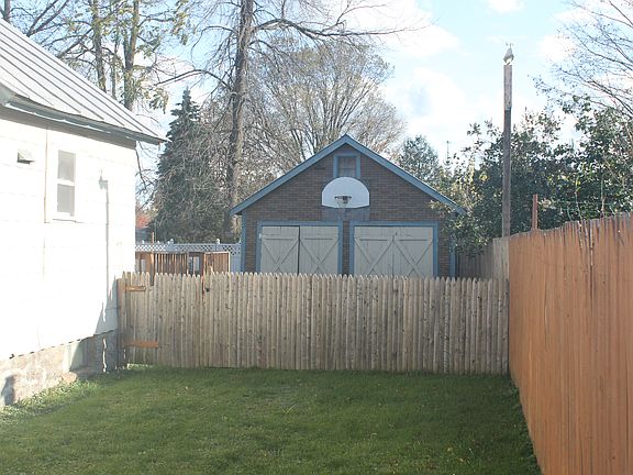 5th image of 314 Gates St