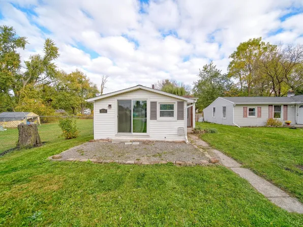 2736 Drexel Blvd, Adrian, MI 49221