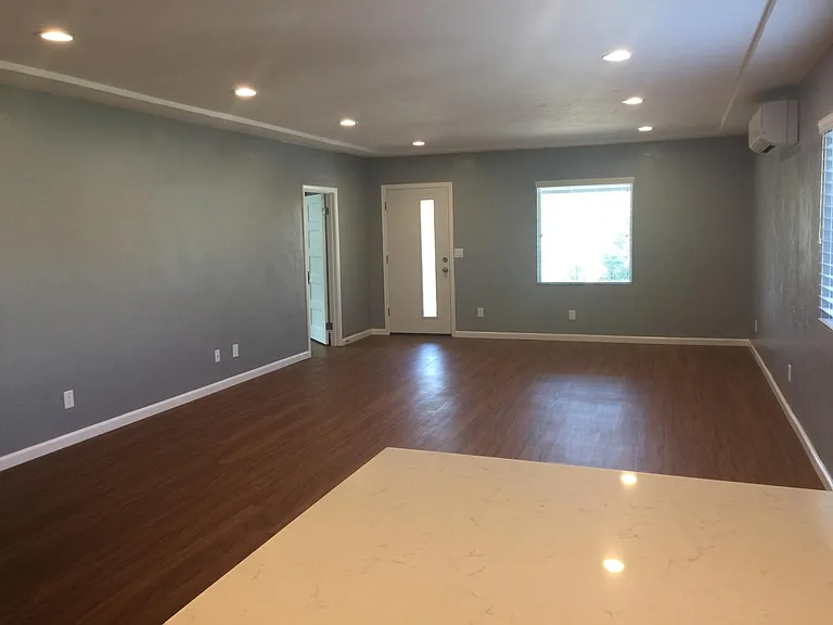 4663 Terrace Dr — Photo 7