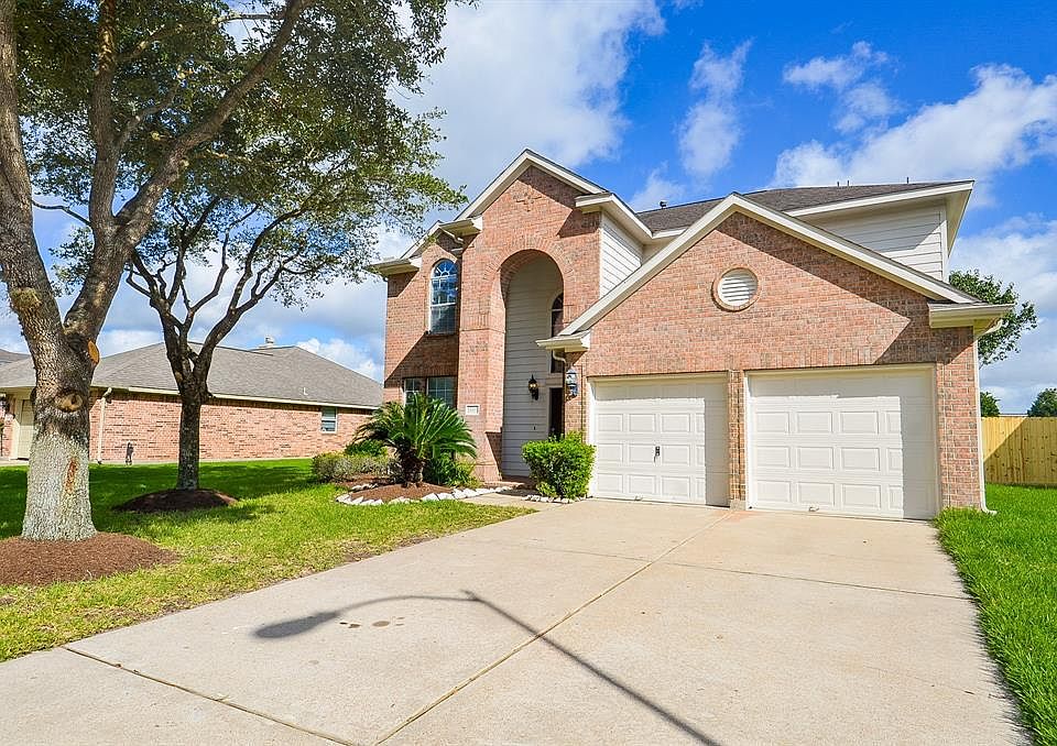 1st image of 25302 Sundown Canyon Ln