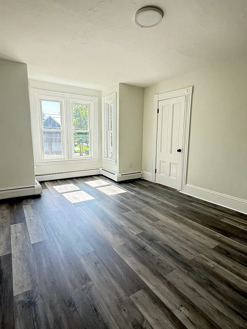 118 Temple Street - 1 — Photo 3