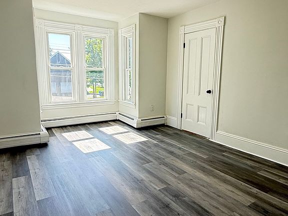 3rd image of 118 Temple St #11