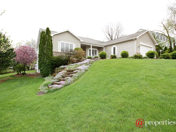 1255 Pheasant Ct, Lake Geneva, WI 53147