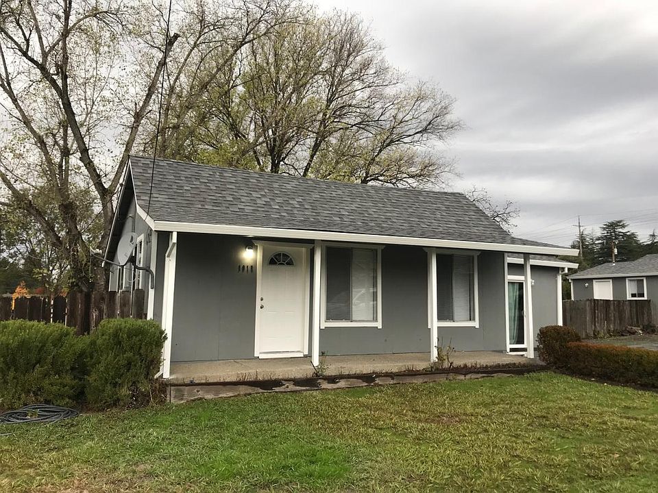 1st image of 1015 Little St