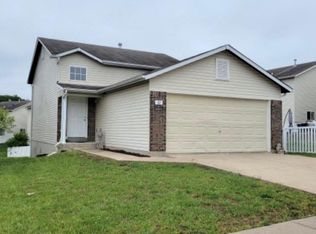 12 Ramblewood Ct, Wentzville, MO 63385
