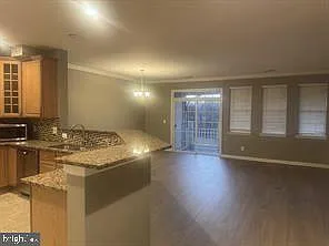 13884 Greendale Dr — Photo 7