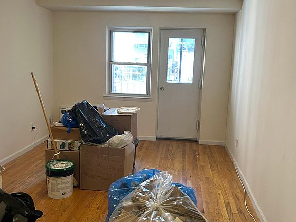 5th image of 155 E 84th St APT 6A