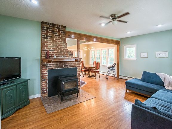 5th image of 4811 50th St