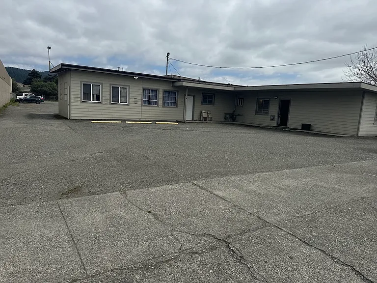 139 S Fortuna Blvd — Photo 1