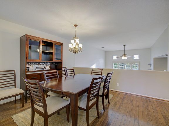 5th image of 7411 Hannum Ave