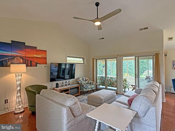 5th image of 18565 Orton Cir Unit 8