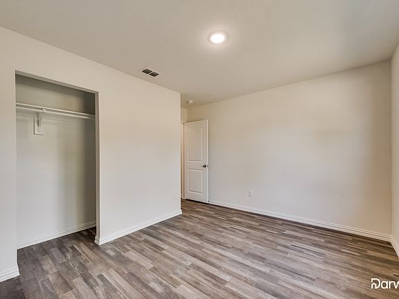 4th image of 2622 Dahlgreen Ave