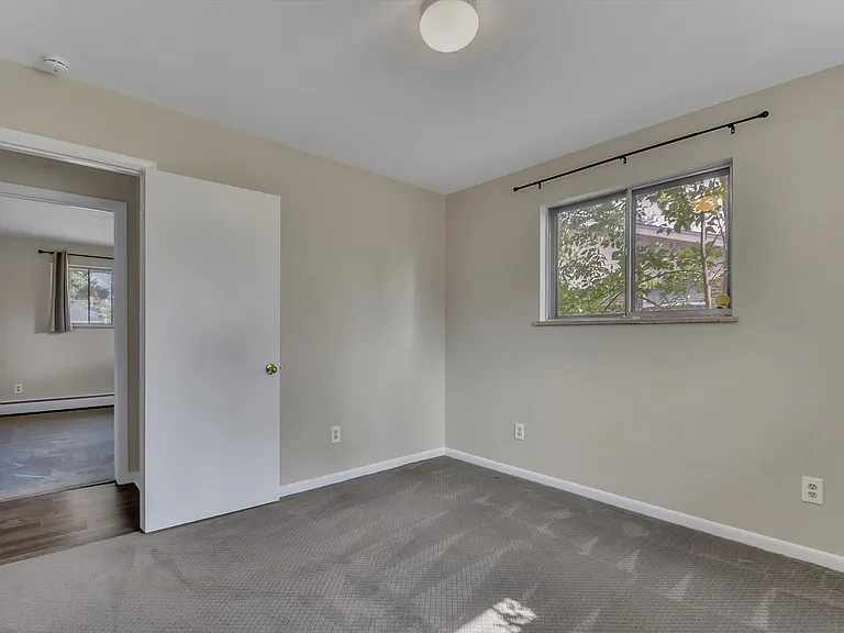 7687 Newman St — Photo 21
