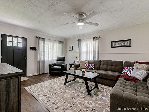 4th image of 2305 Frederick Avenue