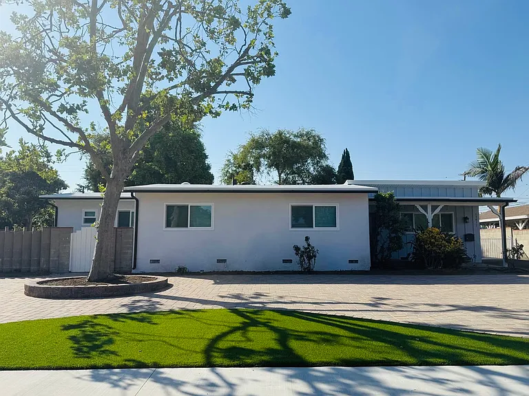 13411 Wingo St — Photo 3