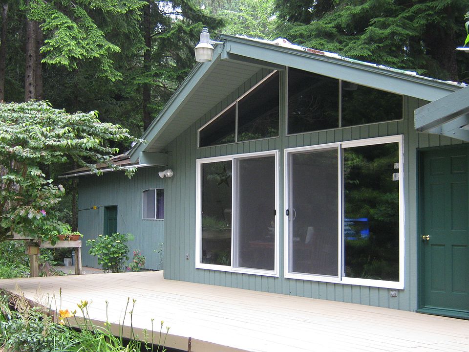 huge sliding doors onto deck