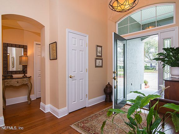 4th image of 7748 CROSSTREE Lane