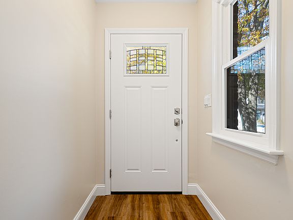3rd image of 165 Byrne Ave Floor 2