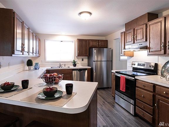 5th image of 2713 31st Ct SE