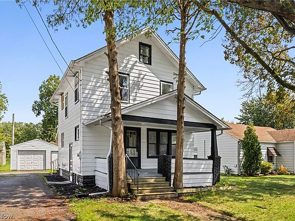 4th image of 1117 Rogers Ave SE