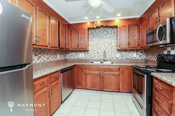 1524 Pine Creek Rd — Photo 5