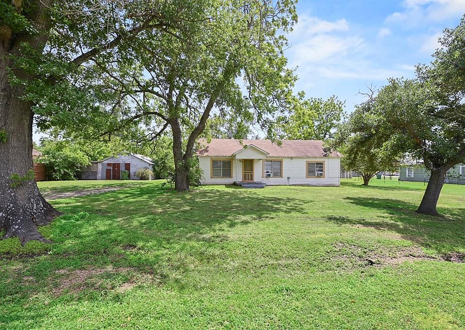 510 W Hunt St, Bremond, TX 76629 MLS 62256706 Zillow