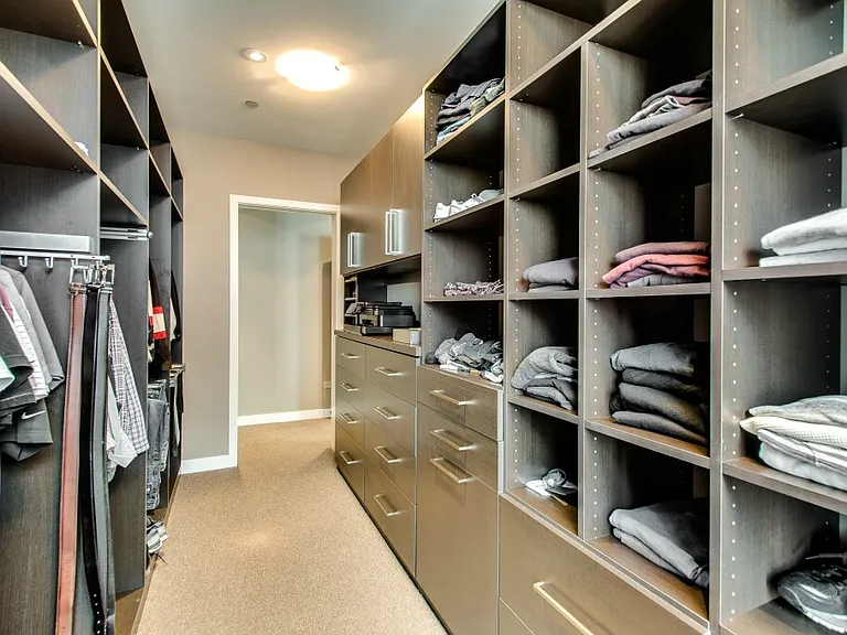 225 N Columbus Dr #5510 — Photo 31