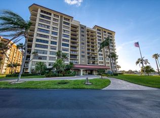 736 Island Way APT 502, Clearwater, FL 33767