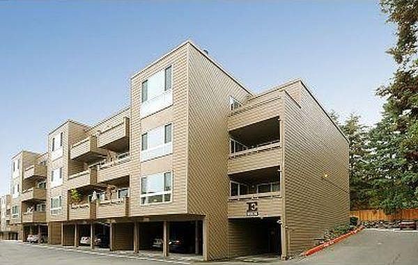 1st image of 5832 NE 75th St Unit E208