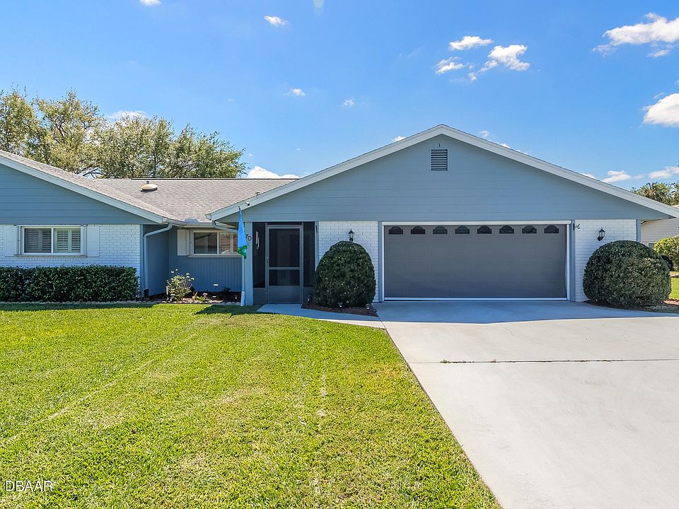 1st image of 70 Lake Fairgreen Cir
