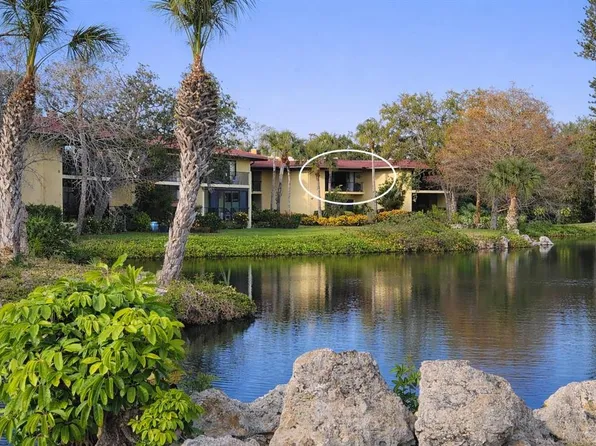 6466 Seagull Dr APT 322, Bradenton, FL 34210