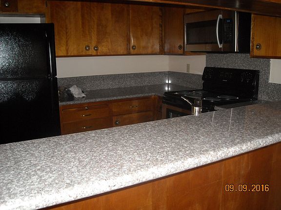 4th image of 777 Los Olivos Dr