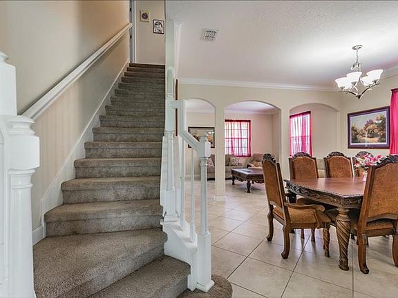 5th image of 19025 Lutterworth Ct