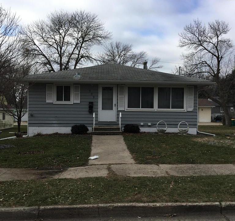 1st image of 509 Pillsbury Ave