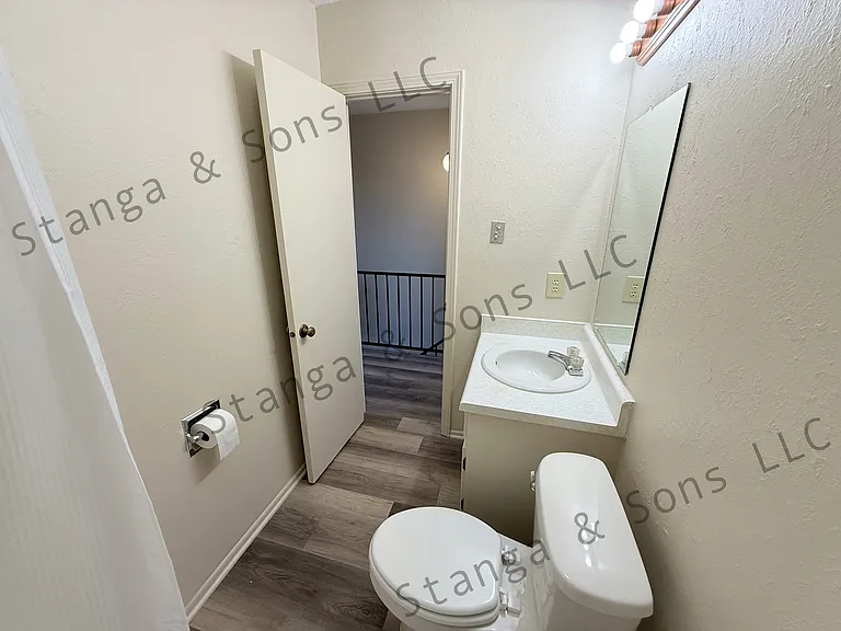 104 Michelle Pl #D — Photo 18