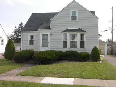 15 Chopin Pl, Buffalo, NY, 14211