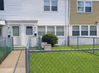 5621 Mitchell Rd, Levittown, PA 19057