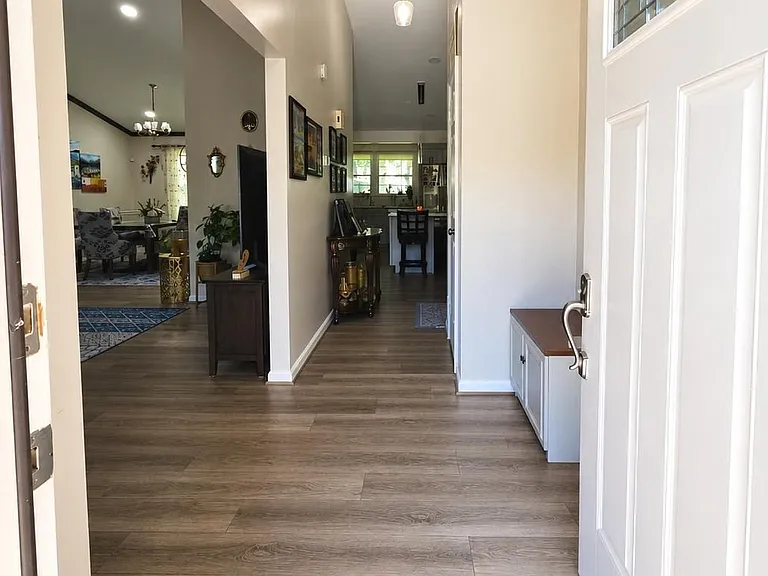 7702 Tower Woods Dr — Photo 2