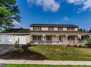 64 S Pin Oak Dr, Boiling Springs, PA 17007