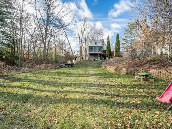 182 Central Street, Farmington, NH 03835